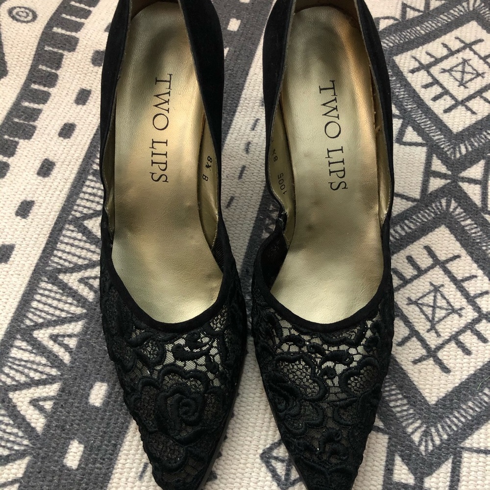 Two Lips Heels 👠